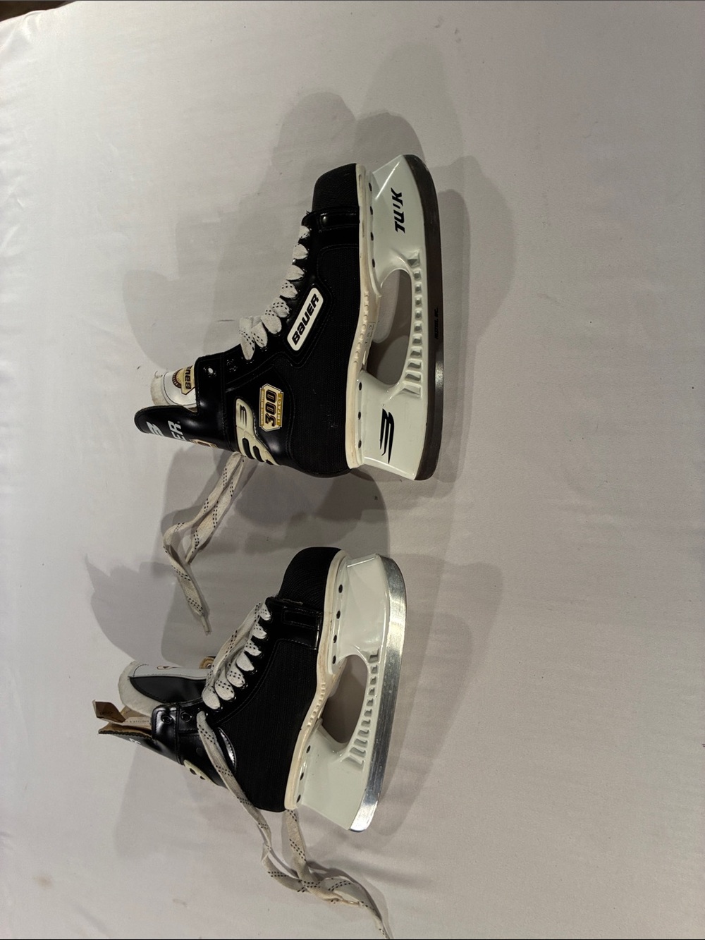 Bauer Black and White Men's Ice Hockey Skates